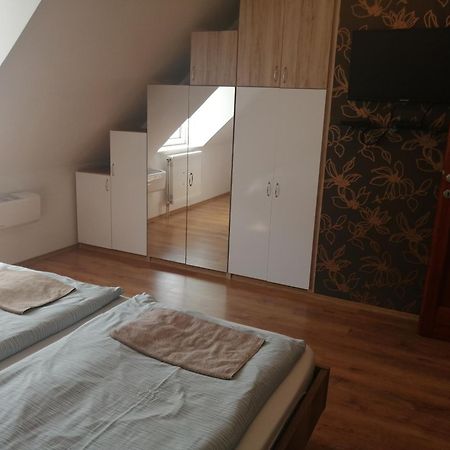 Anita Apartman Buk Luaran gambar